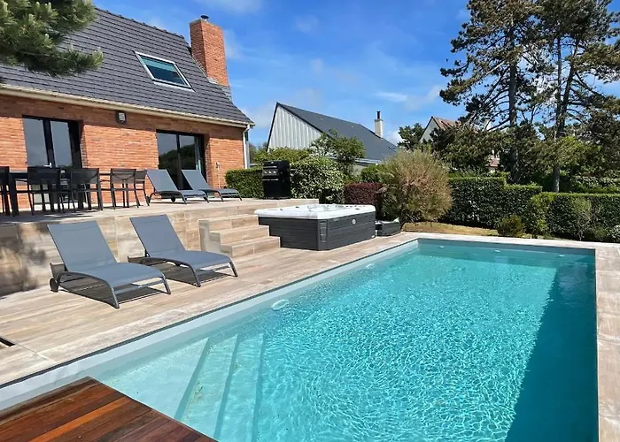 Superbe Maison Avec Piscine Et Jacuzzi Dans Les Dunes *